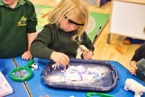 Icy Messy Play 