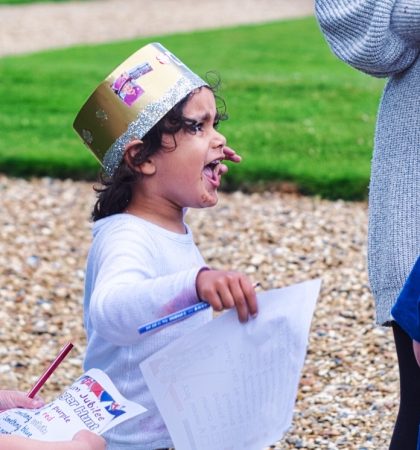Nursery Jubilee Celebrations Treasure Hunt looking