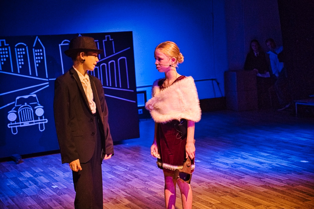 Bugsy Malone Chatting